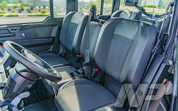 2026 Can-Am Defender MAX XT CAB HD11 With 10.25 in.display