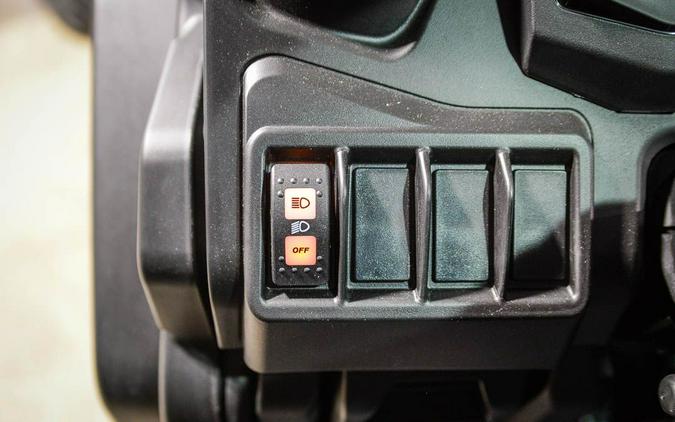 2026 Can-Am Defender MAX DPS CAB HD10