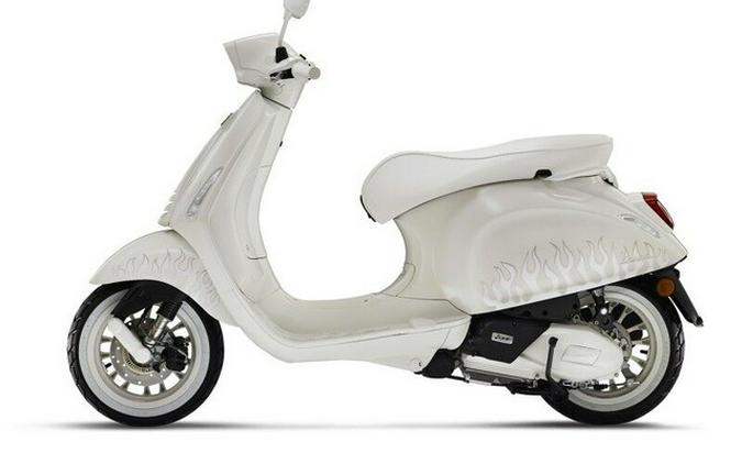 2022 Vespa Sprint 50 Justin Bieber X