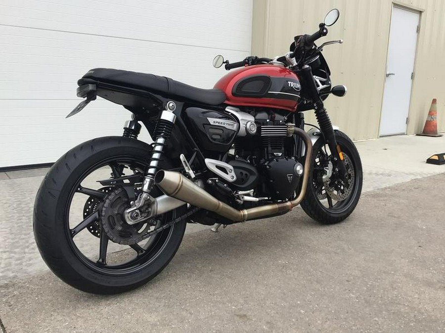 2019 Triumph Speed Twin Korosi Red and Storm Grey