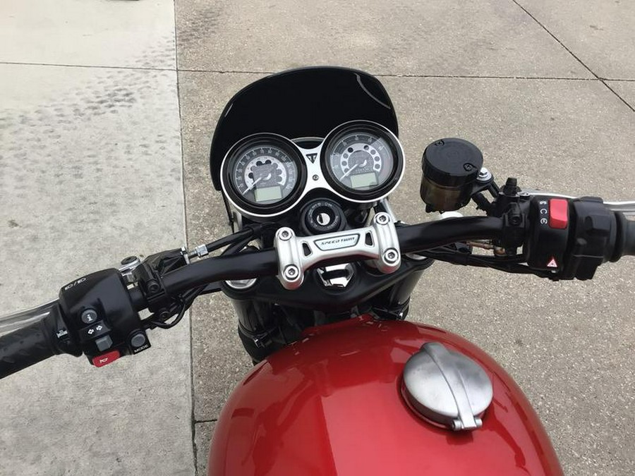 2019 Triumph Speed Twin Korosi Red and Storm Grey