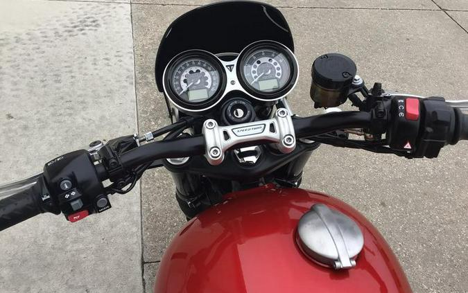 2019 Triumph Speed Twin Korosi Red and Storm Grey