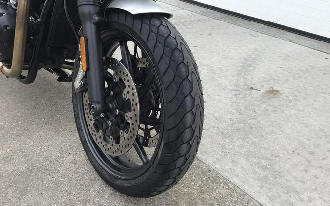 2019 Triumph Speed Twin Korosi Red and Storm Grey