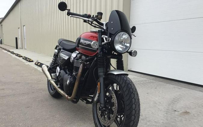 2019 Triumph Speed Twin Korosi Red and Storm Grey