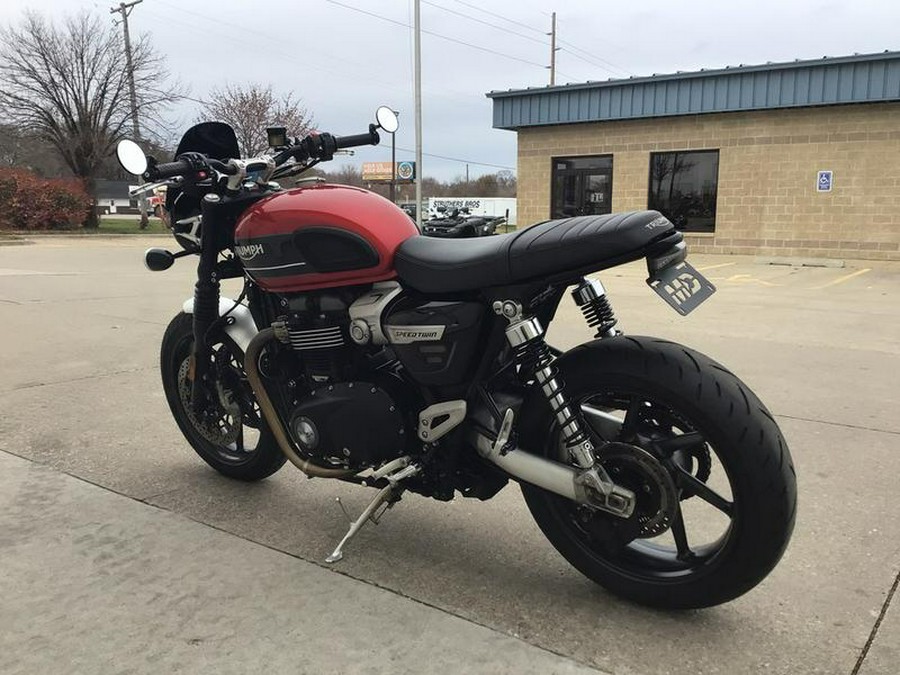2019 Triumph Speed Twin Korosi Red and Storm Grey