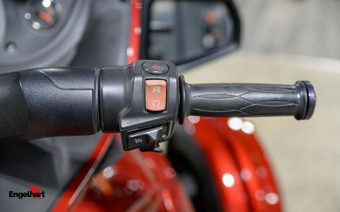 2015 Can-Am Spyder® RT-S SE6