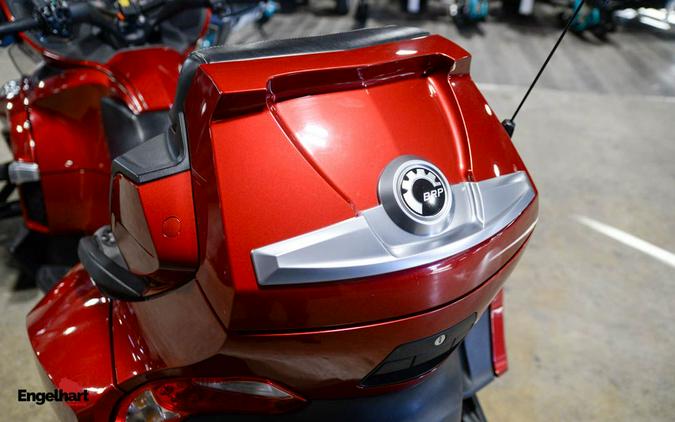 2015 Can-Am Spyder® RT-S SE6