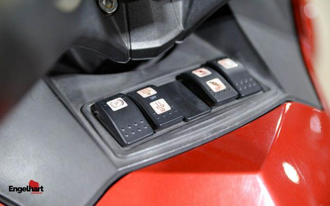 2015 Can-Am Spyder® RT-S SE6