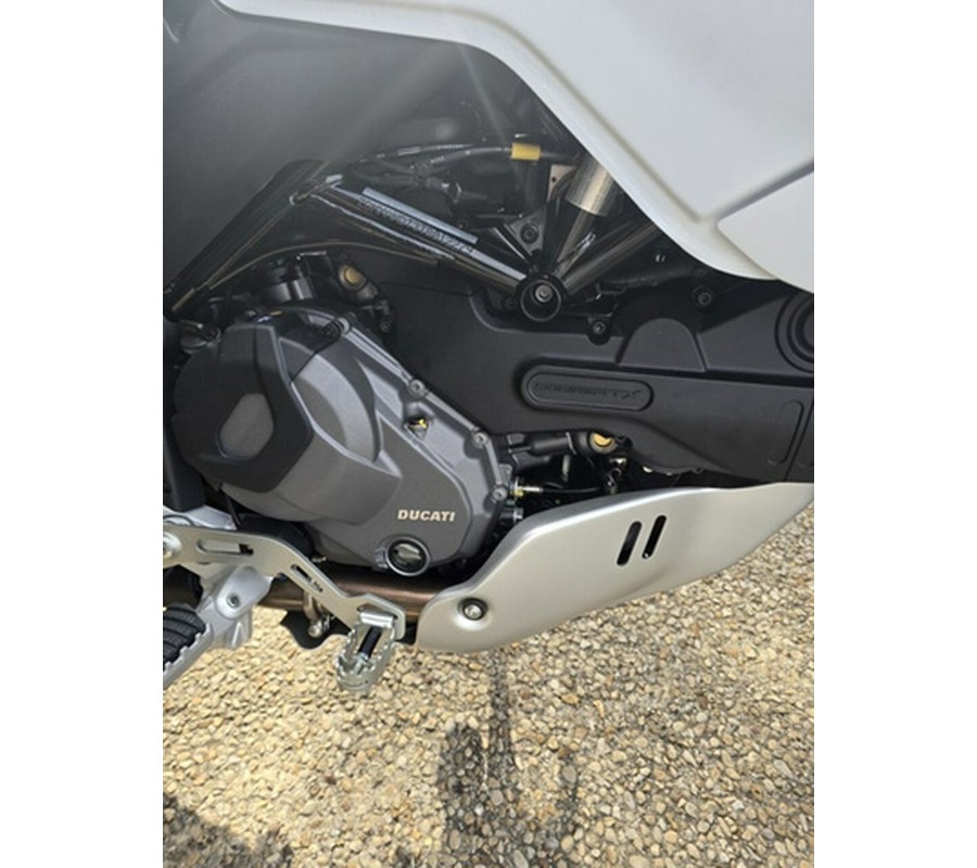2025 Ducati Desert X Star White Silk