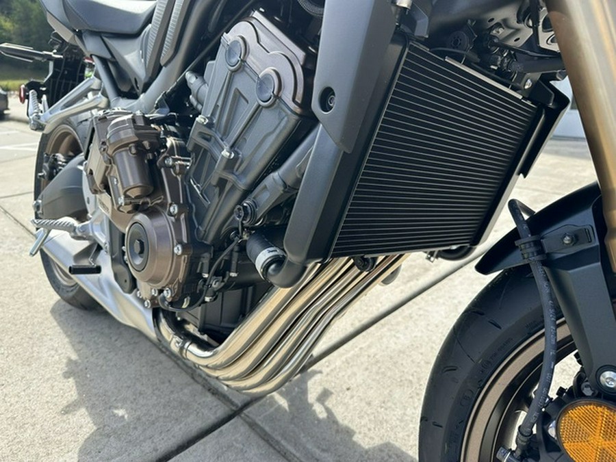 2025 Honda CB650R E-Clutch