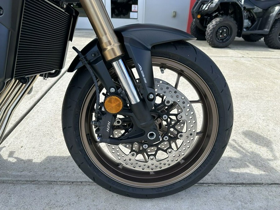 2025 Honda CB650R E-Clutch