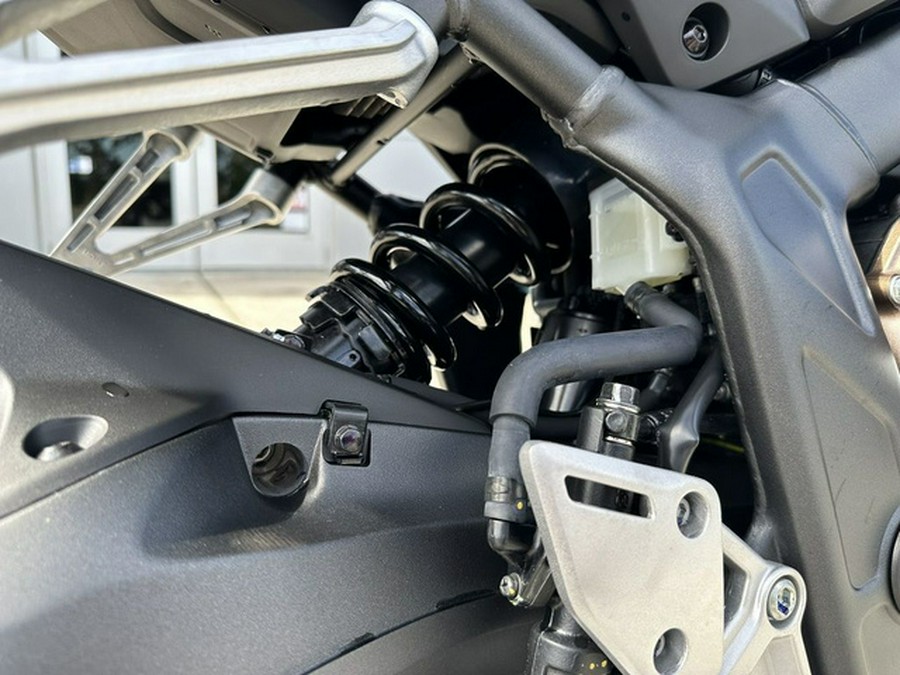 2025 Honda CB650R E-Clutch