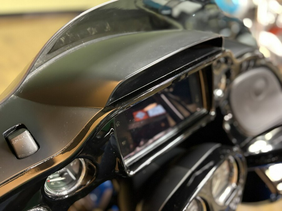 FLTRXS 2022 Road Glide® Special