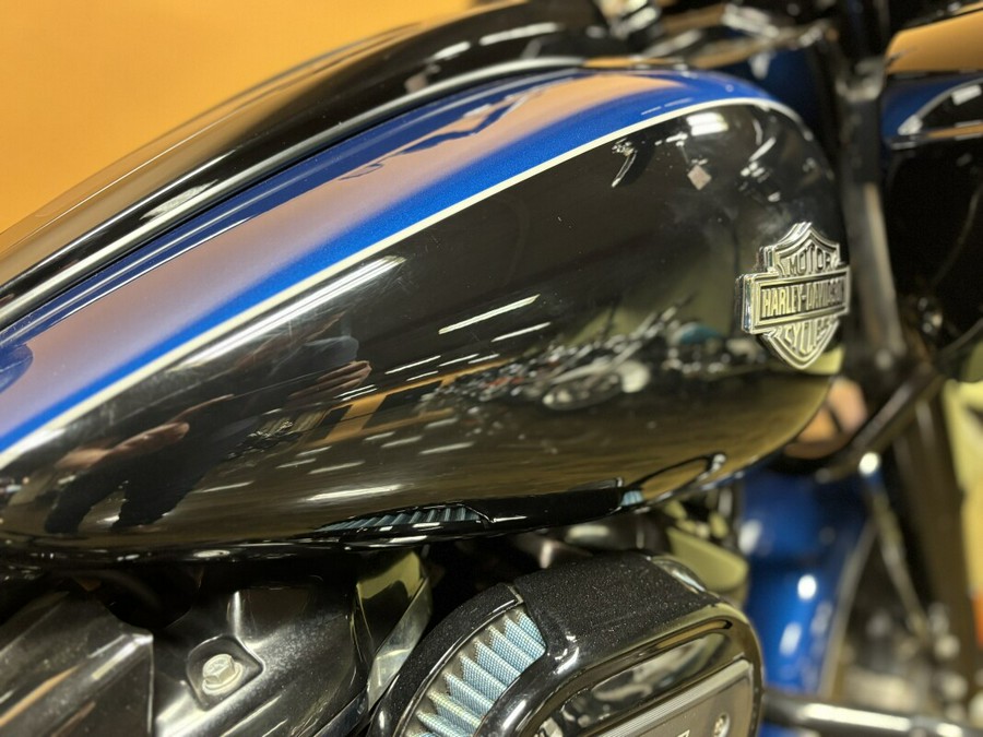 FLTRXS 2022 Road Glide® Special