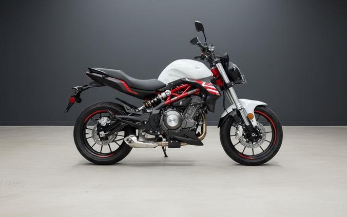 2022 Benelli 302S