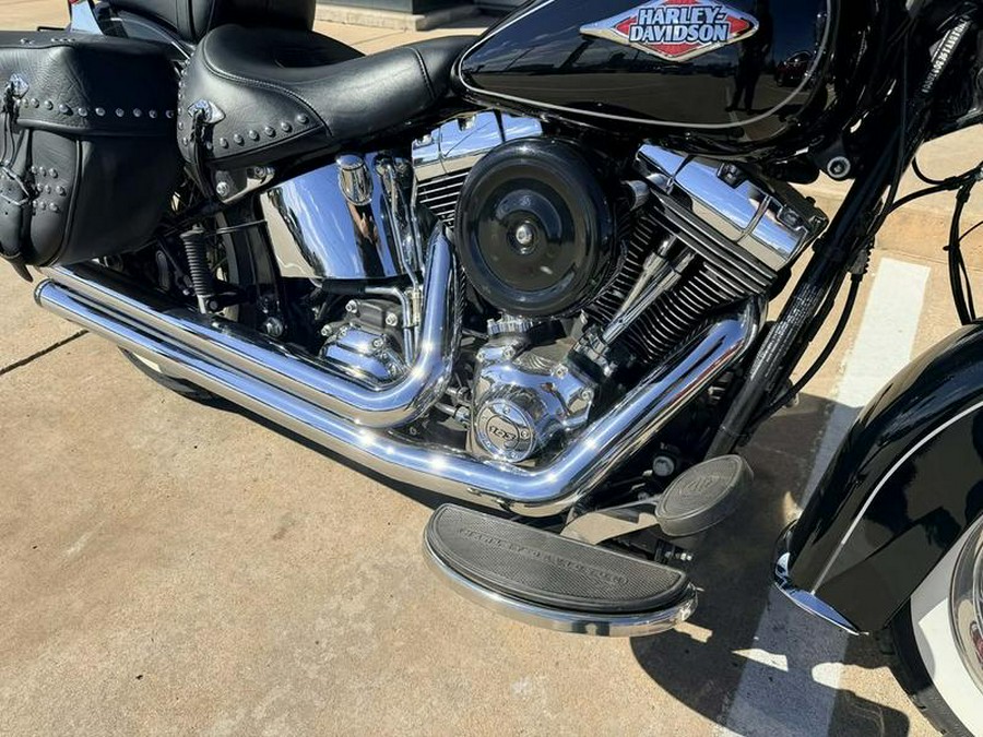 2014 Harley-Davidson® FLSTC - Heritage Softail® Classic