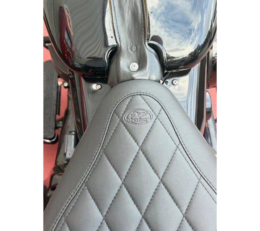 2017 Harley-Davidson Slim