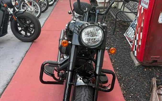 2017 Harley-Davidson Slim