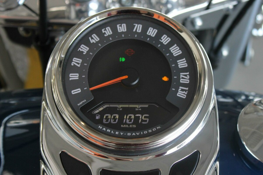 2023 Harley-Davidson Softail Heritage Classic Cruiser FLHCS