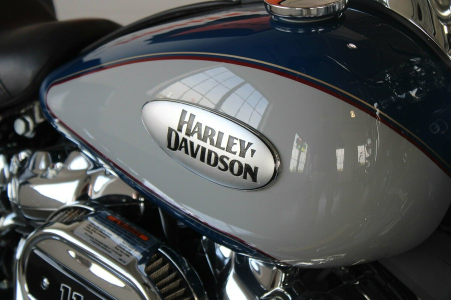 2023 Harley-Davidson Softail Heritage Classic Cruiser FLHCS