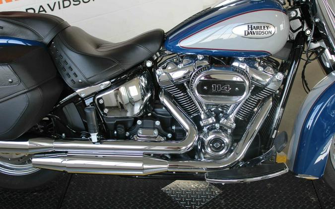 2023 Harley-Davidson Softail Heritage Classic Cruiser FLHCS