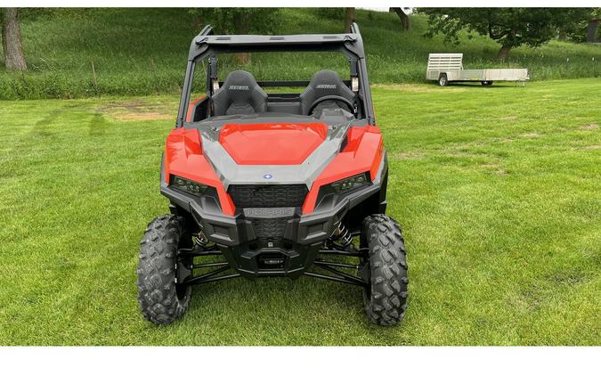 2024 Polaris Industries GENERAL 1000 PREMIUM