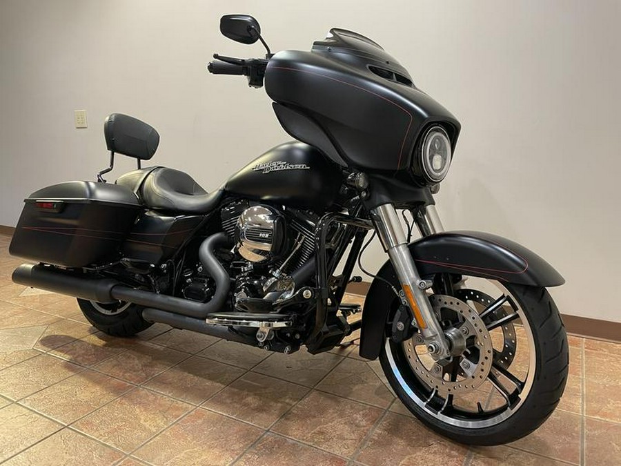 2015 Harley-Davidson® FLHXS - Street Glide® Special