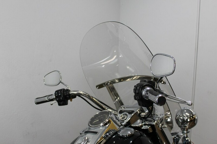 Harley-Davidson® Road King® 2022 FLHR 612860B BLACK