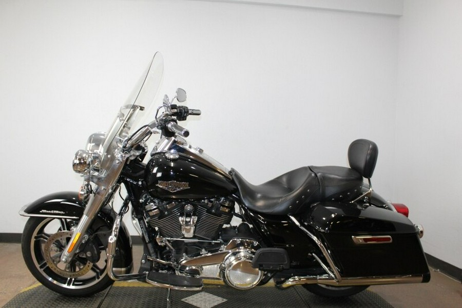 Harley-Davidson® Road King® 2022 FLHR 612860B BLACK