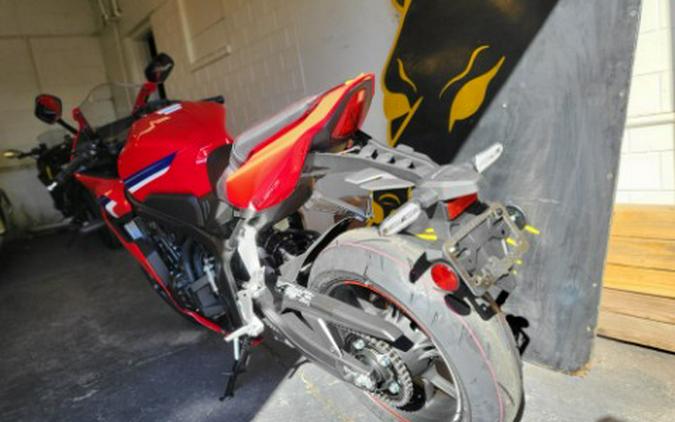 2026 Honda CBR650R E-Clutch