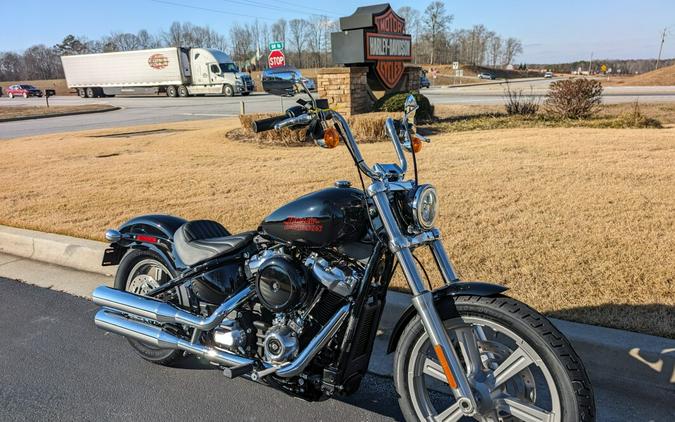 2024 Harley-Davidson Softail Standard Vivid Black