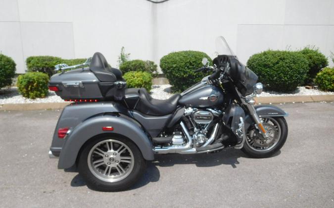 FLHTCUTG 2022 Tri Glide Ultra