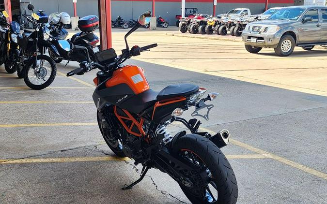 Used 2023 KTM Duke 390