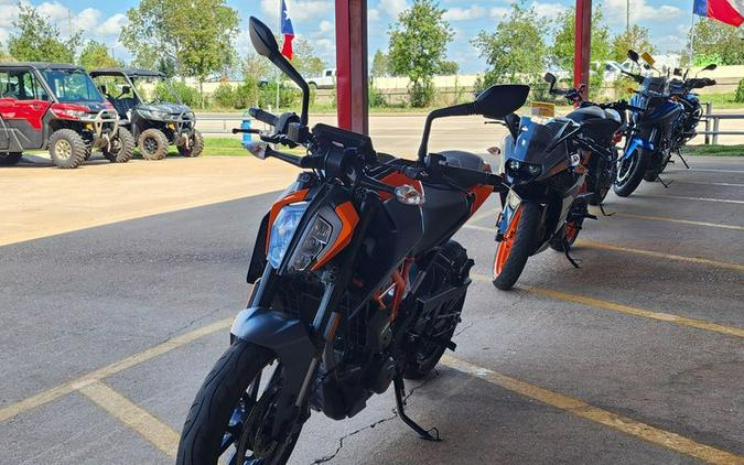 Used 2023 KTM Duke 390