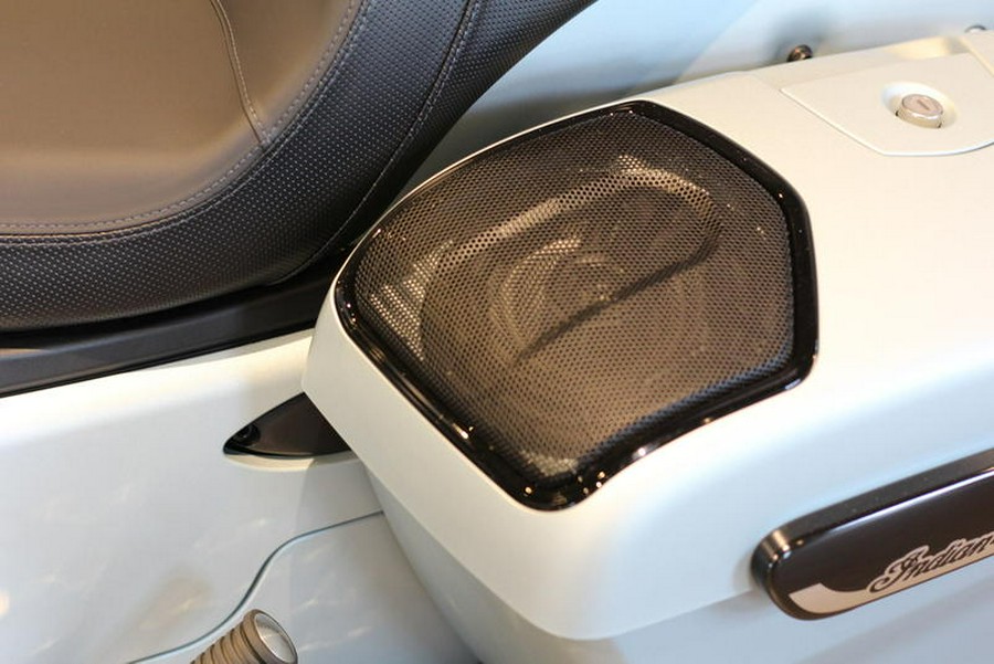 2025 Indian Motorcycle® CHALLENGER DARK HORSE 112 RA