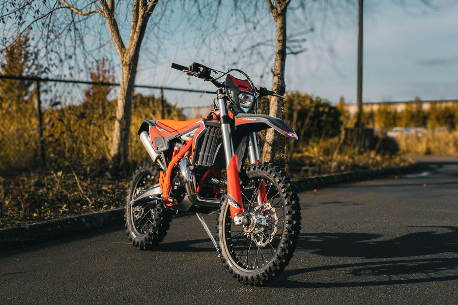 2026 Beta 300 Xtrainer