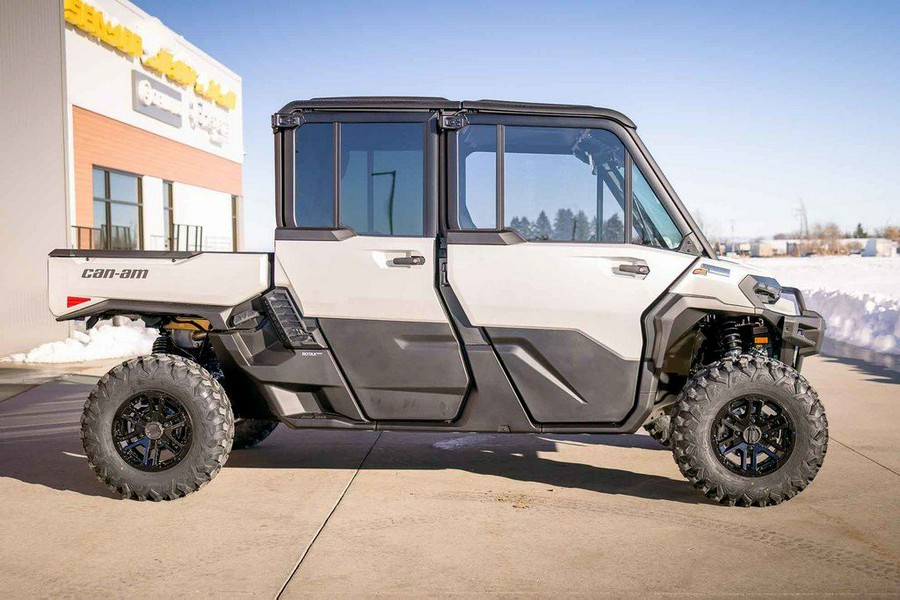 2026 Can-Am® Defender MAX Limited HD11