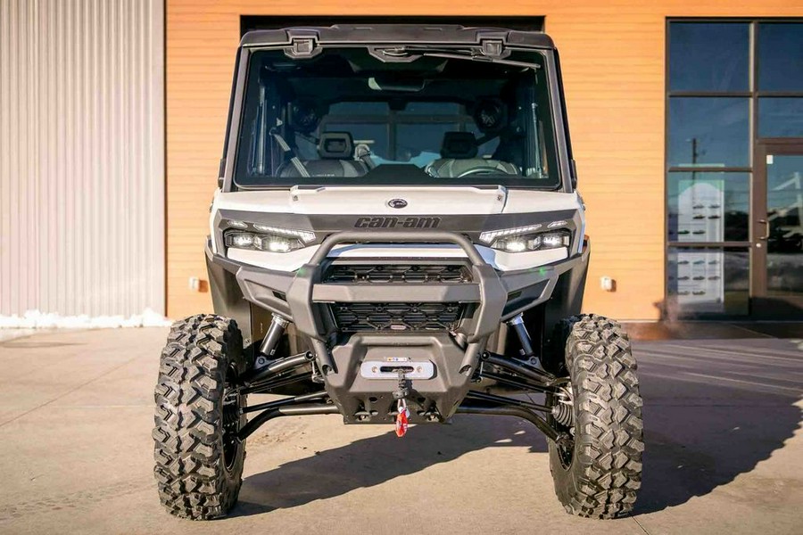 2026 Can-Am® Defender MAX Limited HD11