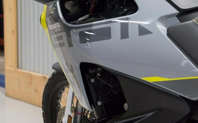 2024 Husqvarna Norden 901