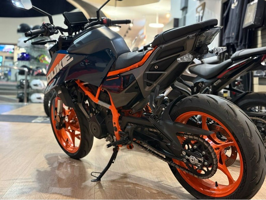 2024 390 Duke - KTM