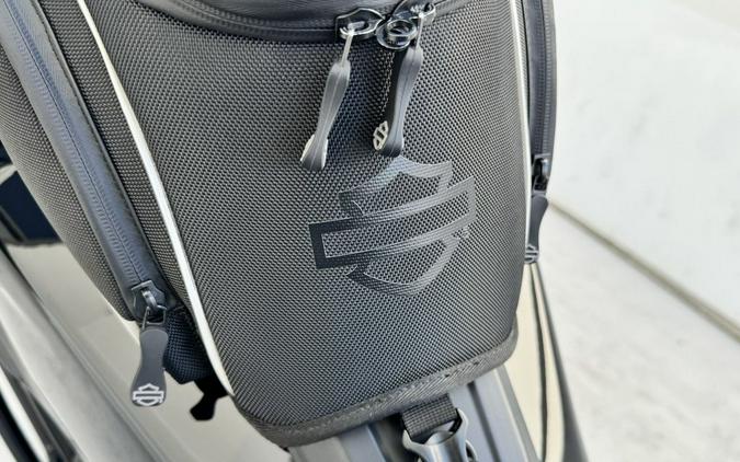 2022 Harley-Davidson® RA1250S - Pan America™ 1250 Special