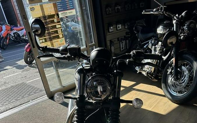 2024 Triumph Bonneville Bobber Jet Black/Ash Gray