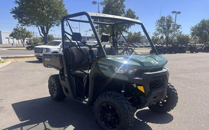 2025 Can-Am® Defender DPS HD7 Compass Green