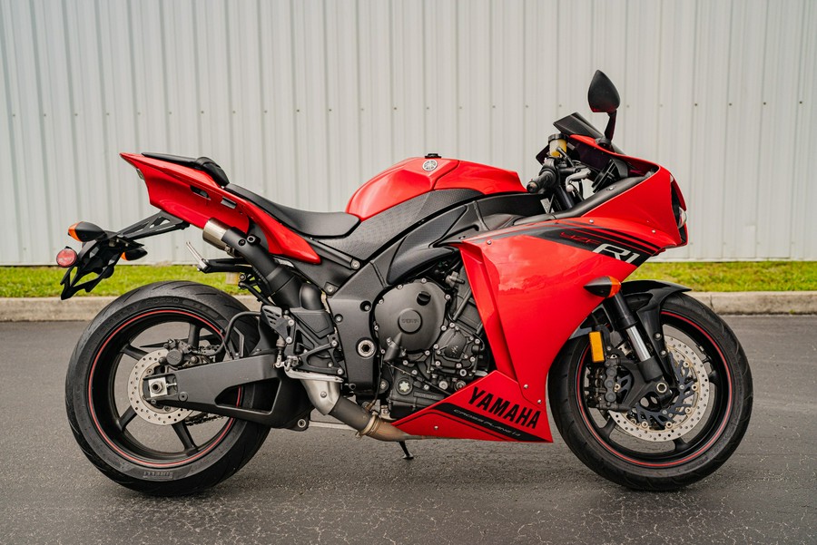 2014 Yamaha YZF-R1