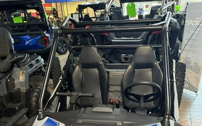2025 Polaris RZR 200 EFI