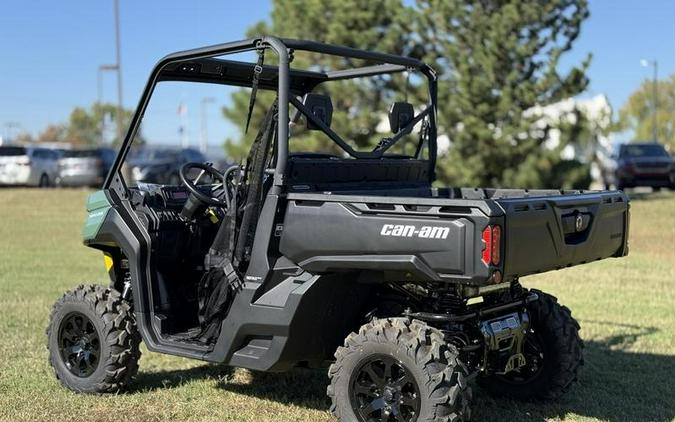 2026 Can-Am® Defender DPS HD10