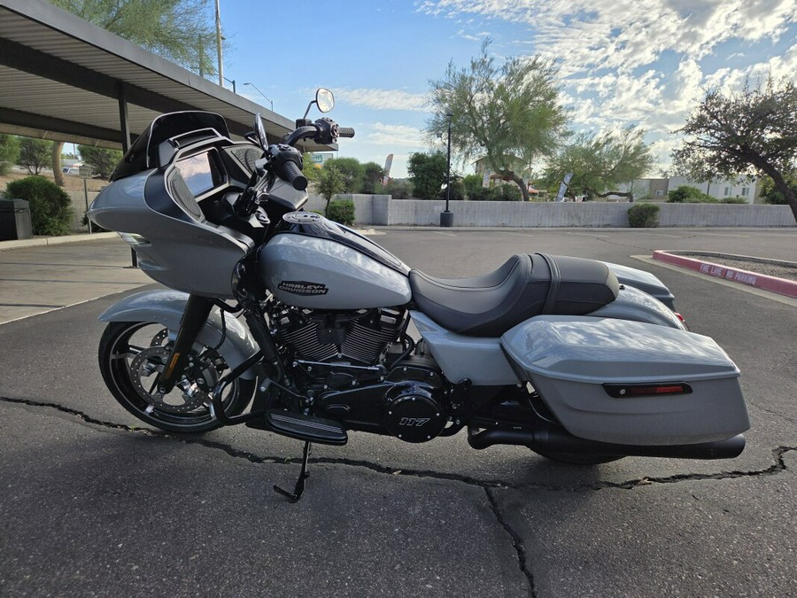 FLTRX 2025 Road Glide™