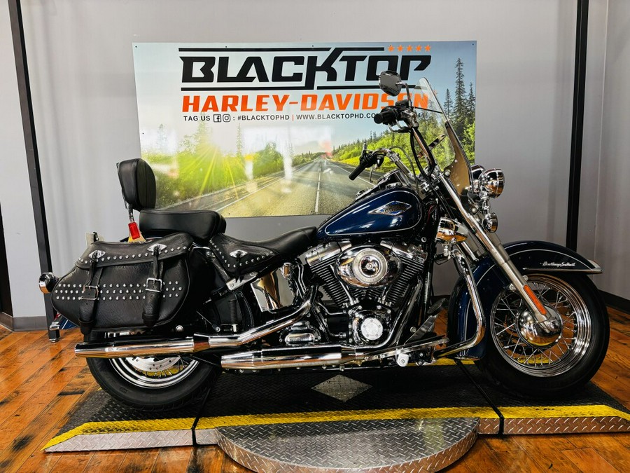 2011 Harley-Davidson® Heritage Softail® Classic MERLOT/V BLK W/PINSTRIPE