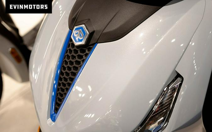 2026 Piaggio BV 400 HPE SPORT GREY US MY26