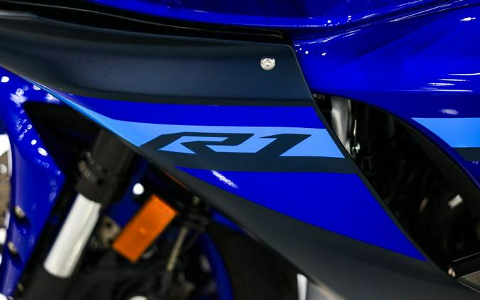 2024 Yamaha YZF-R1